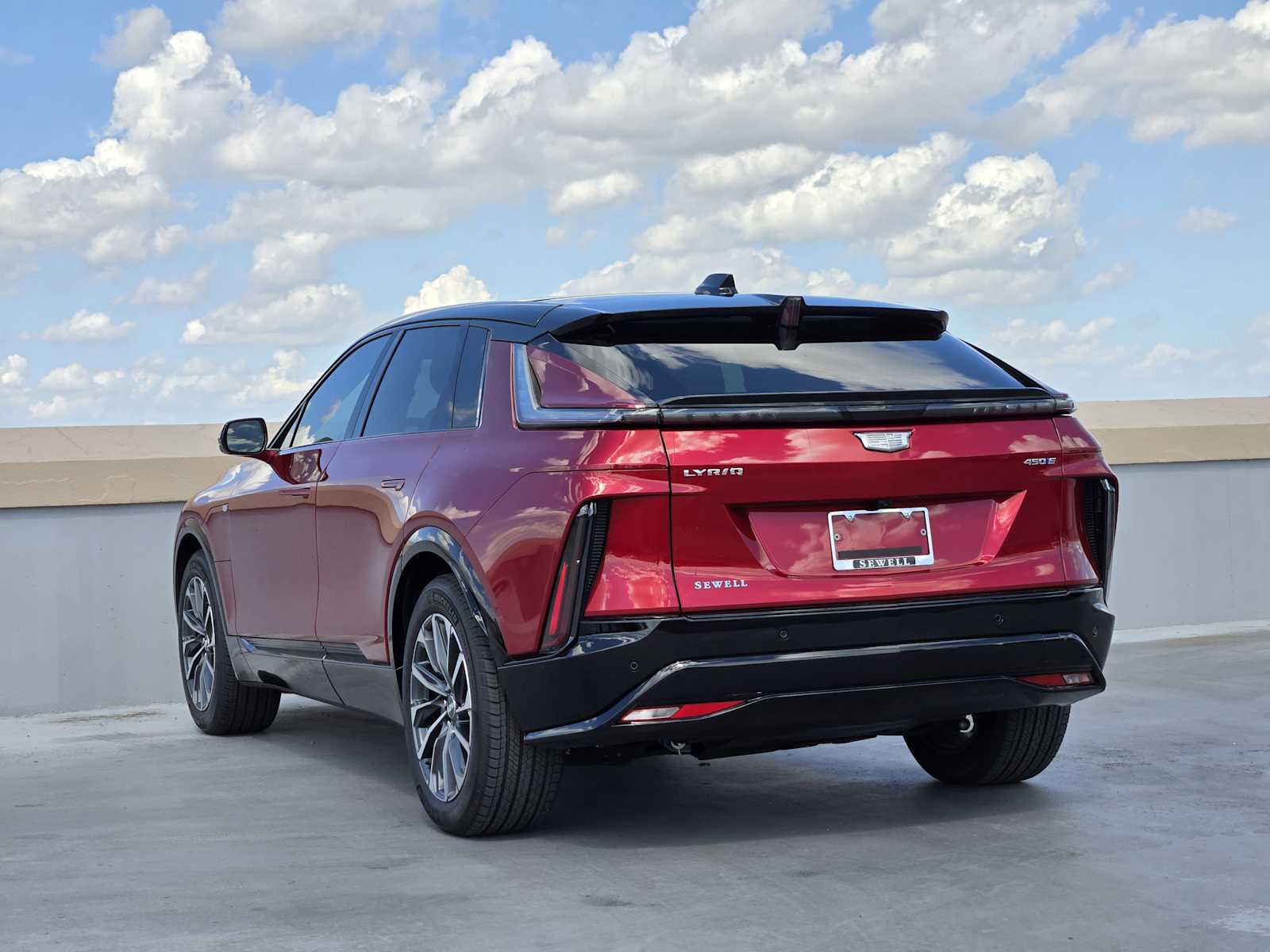 2025 Cadillac Lyriq Sport photo 3