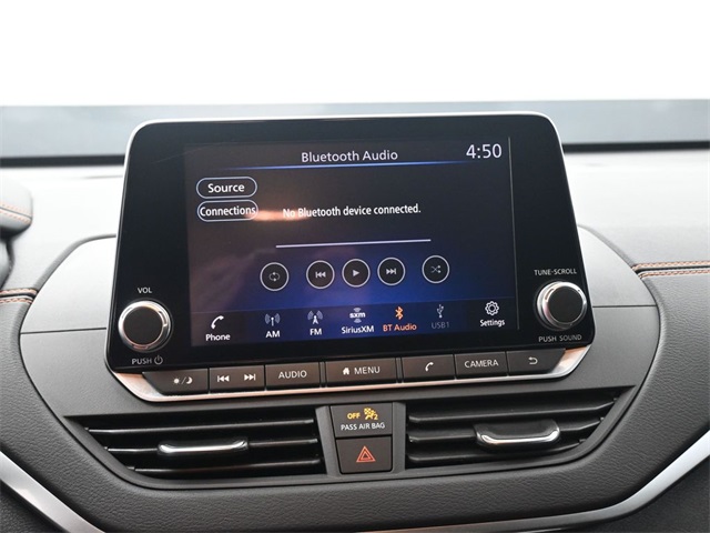 2021 Nissan Altima 2.5 SR photo 6