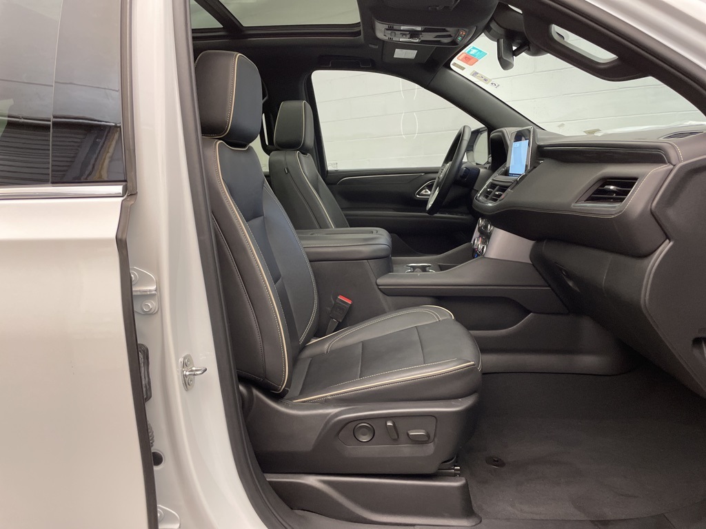 2024 Gmc Yukon SLT photo 23