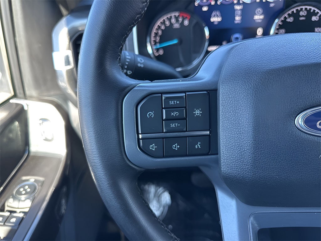 2023 Ford F-150 XLT photo 22
