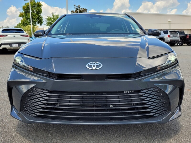 2025 Toyota Camry LE photo 14