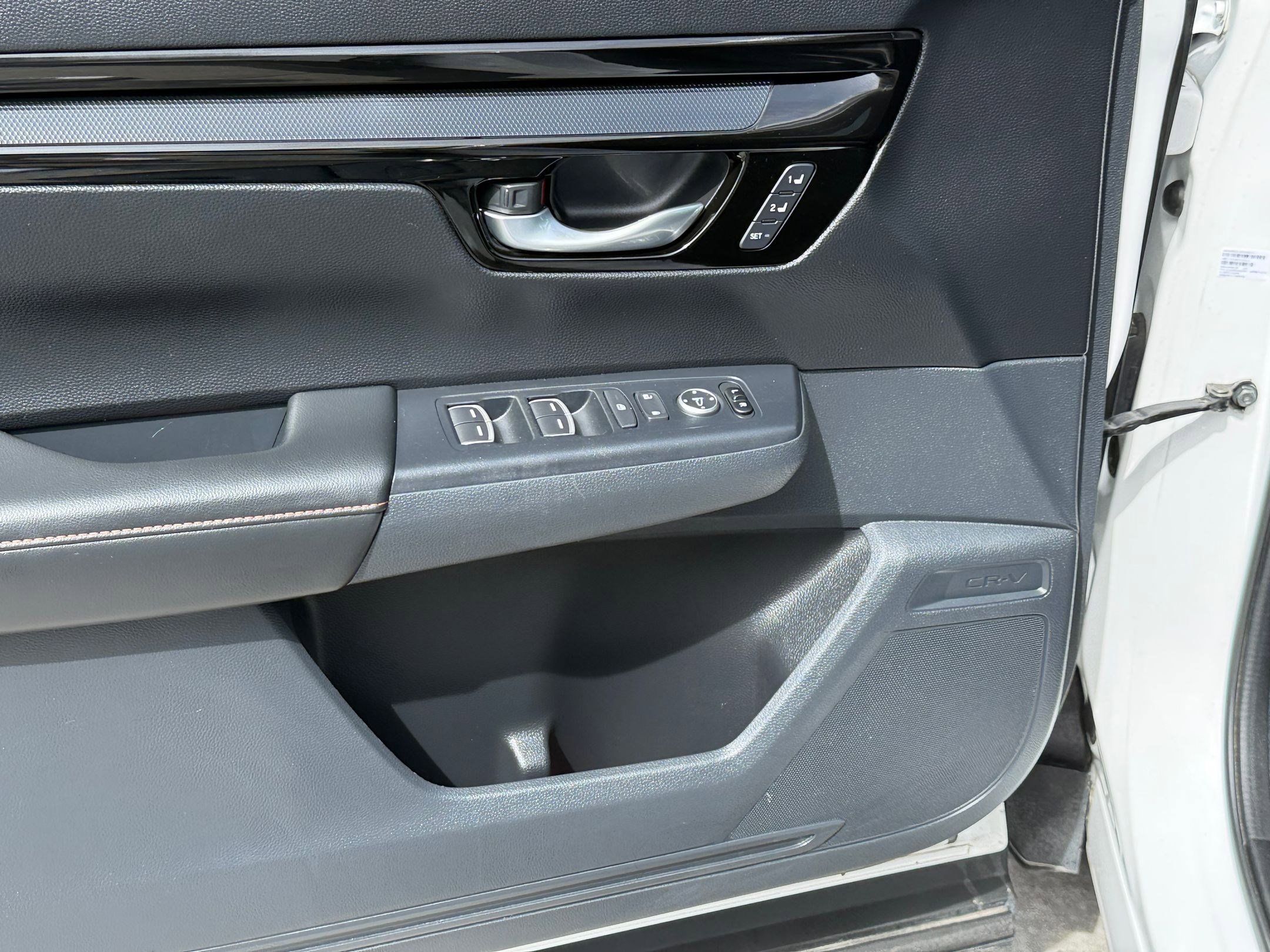 2023 Honda CR-V Hybrid Sport Touring photo 12