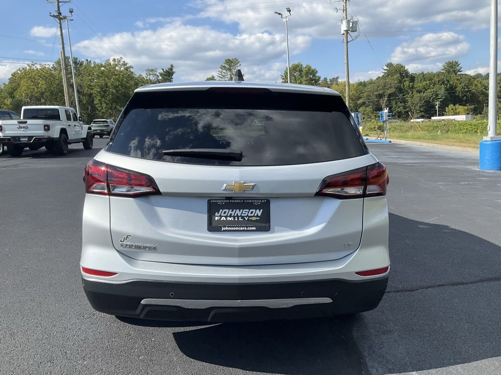 2022 Chevrolet Equinox LT photo 12