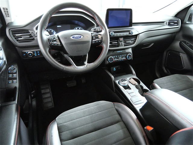 2022 Ford Escape SEL photo 4