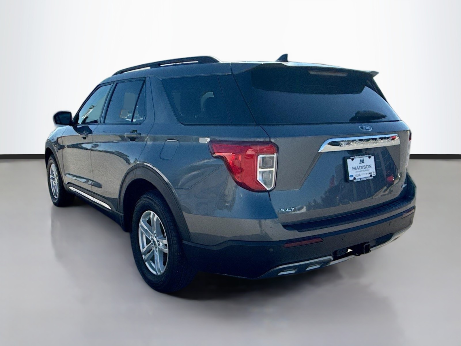 2022 Ford Explorer XLT photo 7