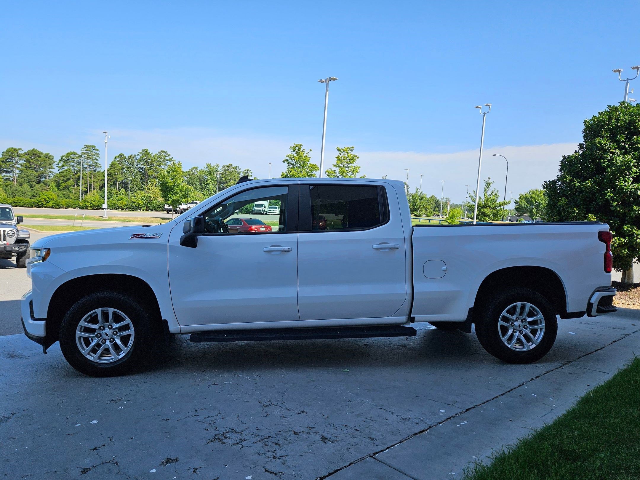 2021 Chevrolet Silverado 1500 RST photo 4