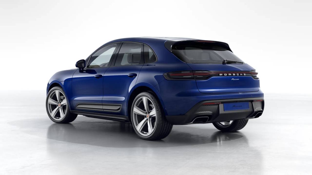 2026 Porsche Macan Base photo 3
