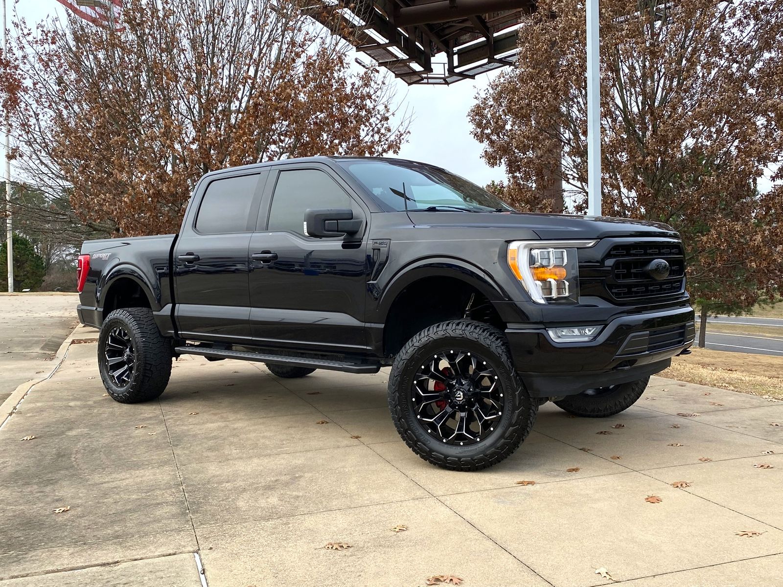 2021 Ford F-150 XLT's photo