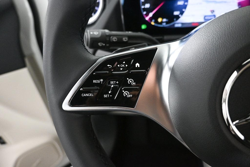 2025 Mercedes Benz GLA 250 photo 10