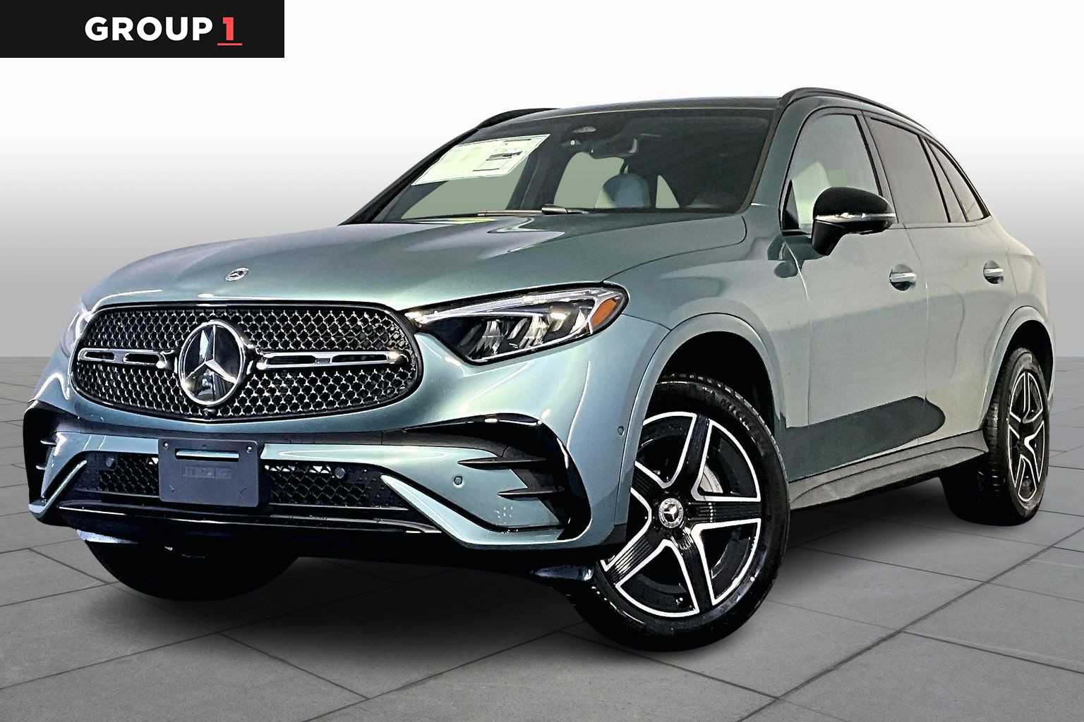 2026 Mercedes-Benz GLC Base's photo