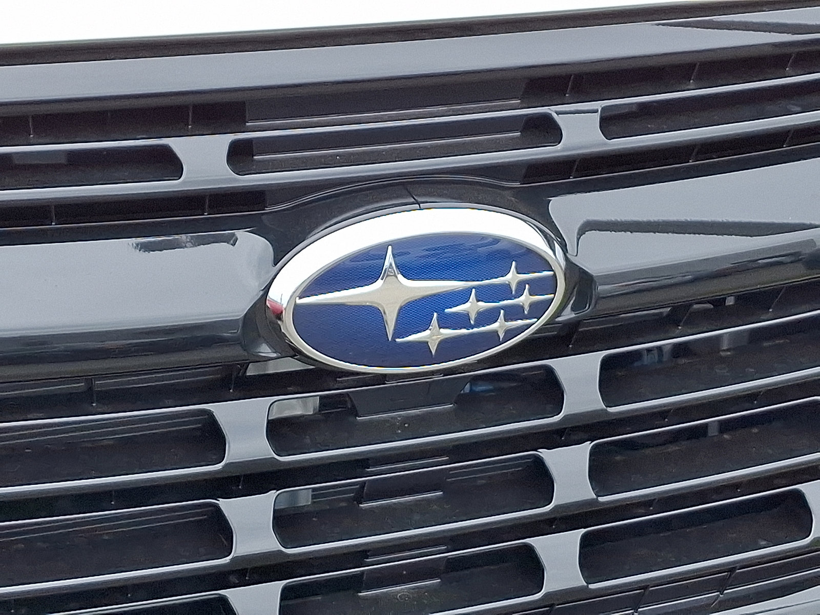 2025 Subaru Ascent Onyx Edition photo 3