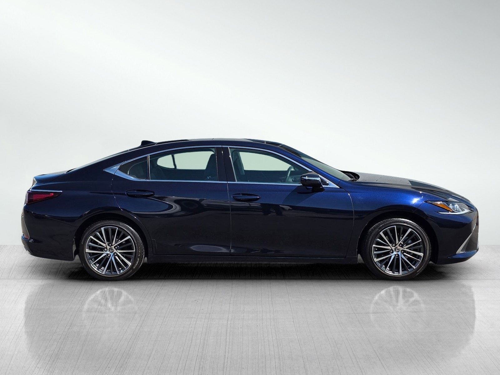 2022 Lexus ES 350 photo 6
