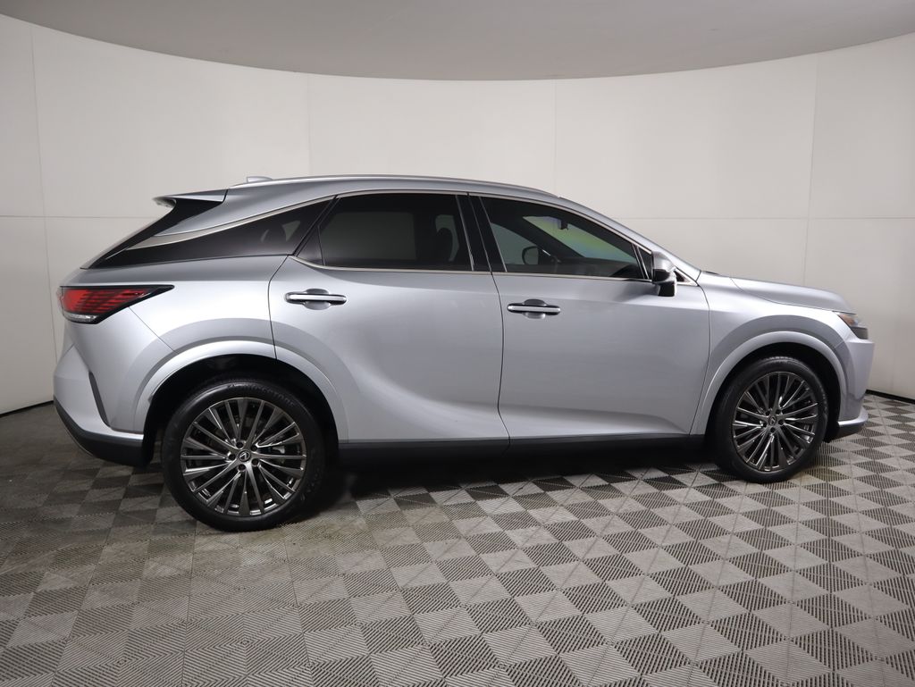 2023 Lexus RX photo 4