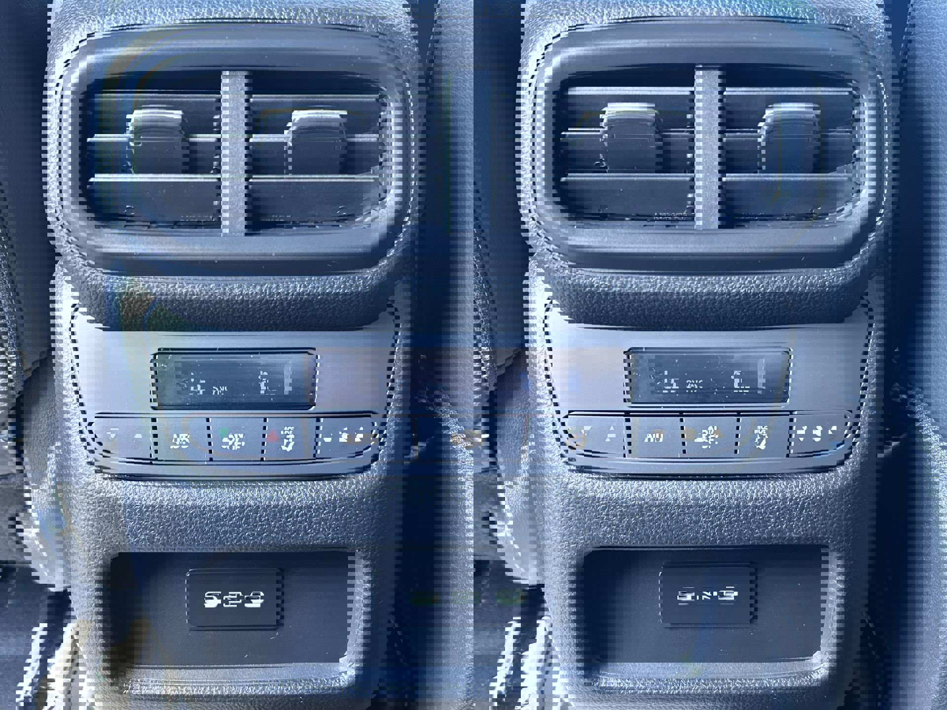 2025 Honda Pilot EX-L photo 22