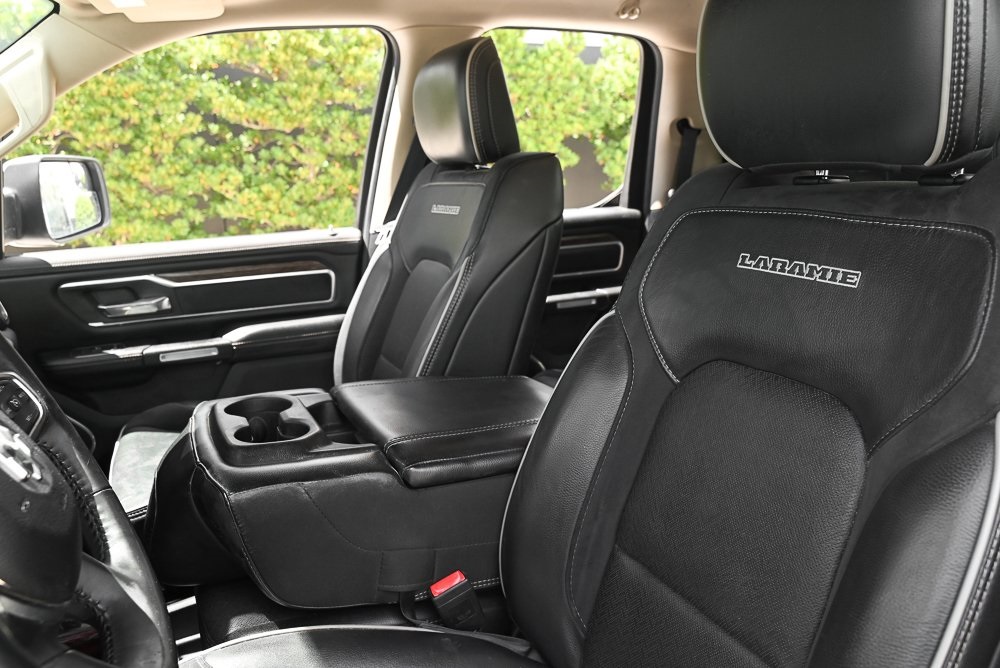 2019 Ram 1500 Laramie photo 4