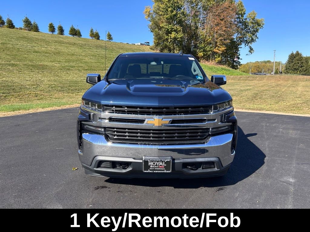 2020 Chevrolet Silverado 1500 LT photo 2