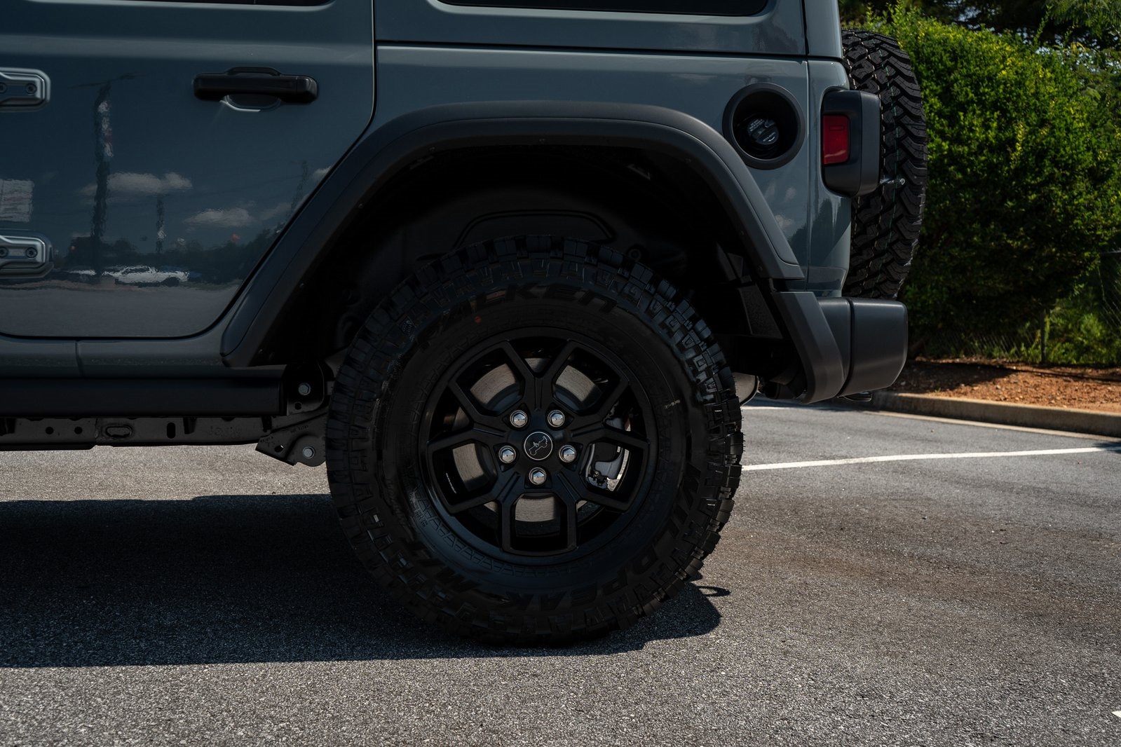 2025 Jeep Wrangler Willys photo 6