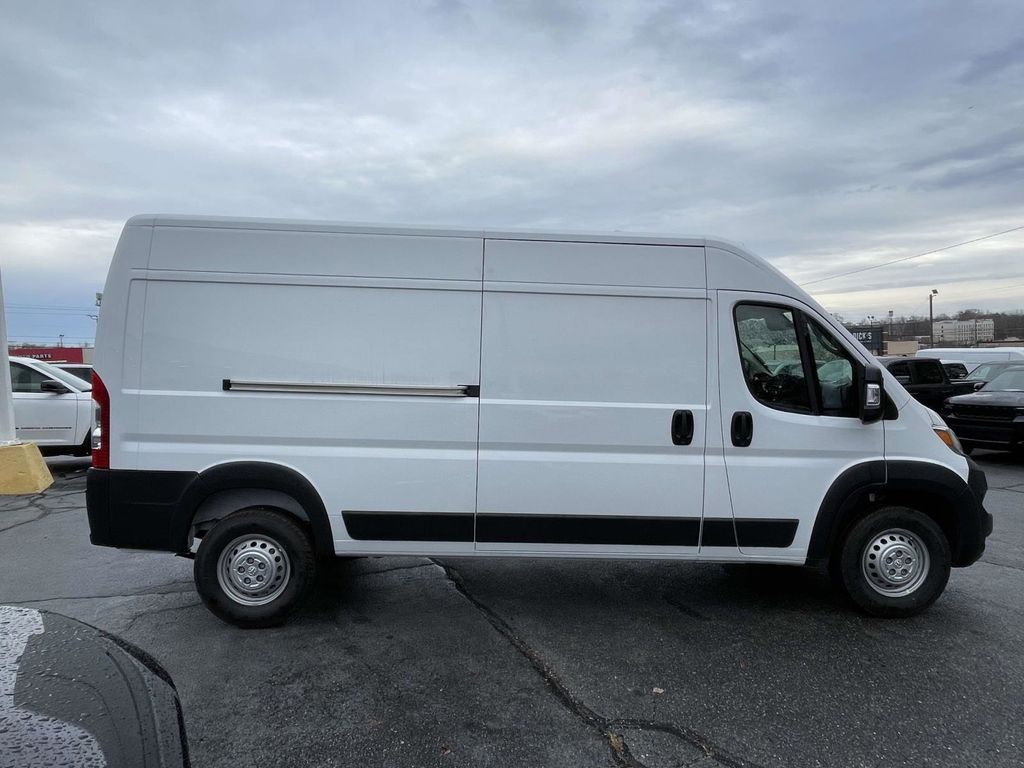 2026 Ram ProMaster 1500 photo 4