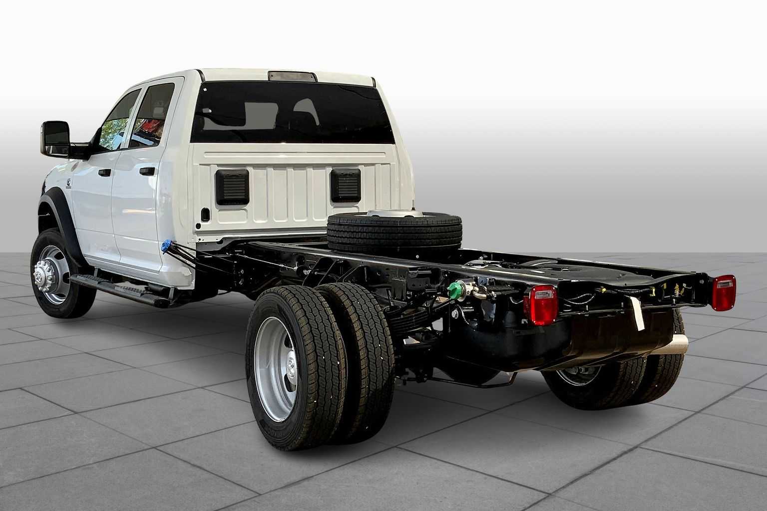2026 Ram 4500 Tradesman photo 11