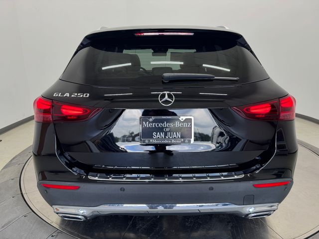 2025 Mercedes Benz GLA 250 photo 11