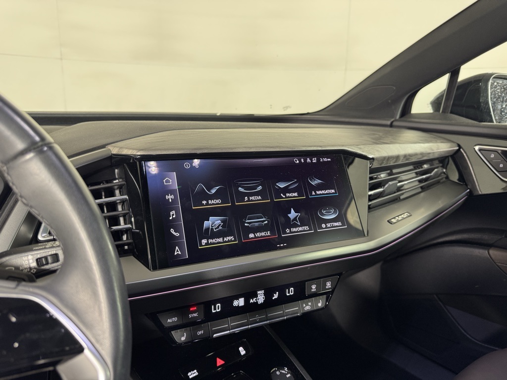2024 Audi Q4 E-tron Premium Plus photo 5