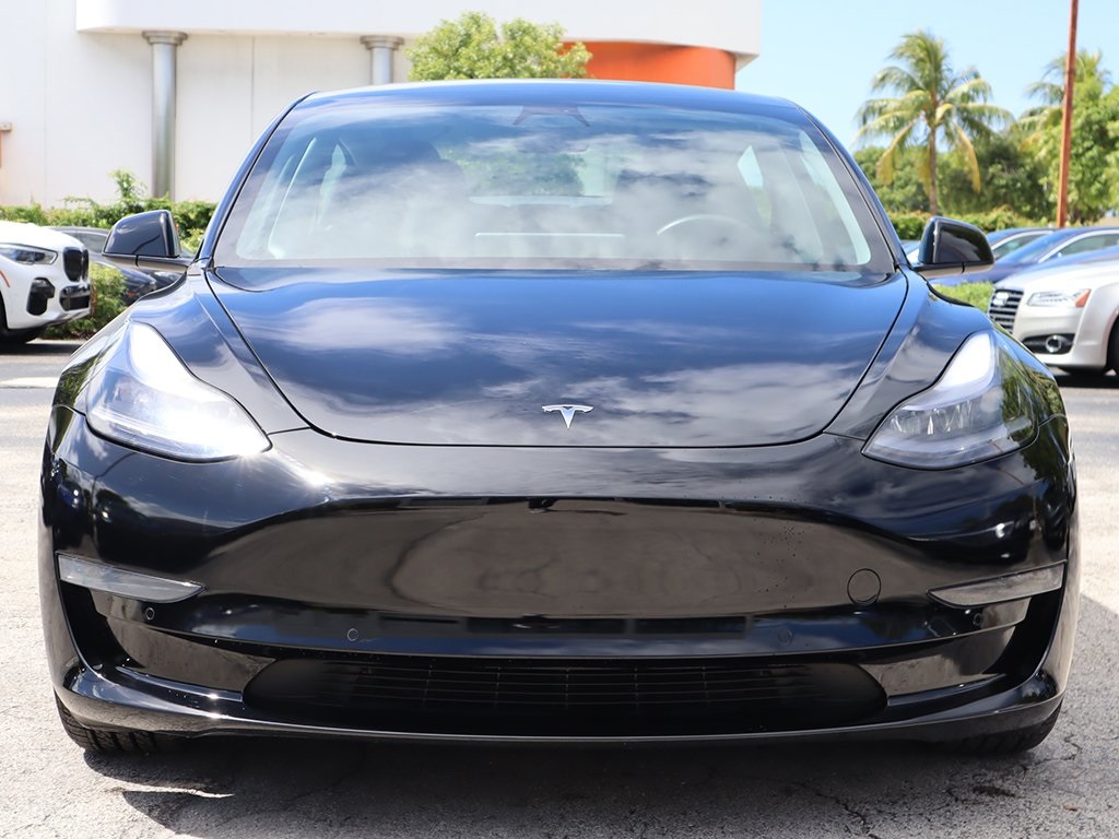2021 Tesla Model 3 Standard Range Plus photo 7