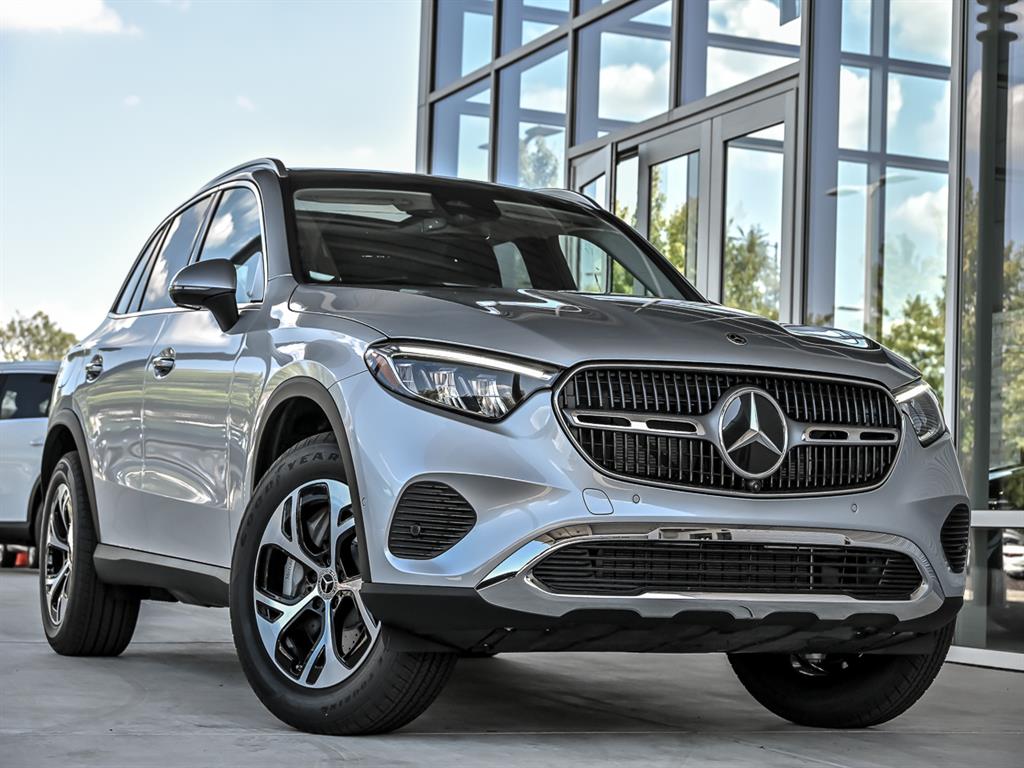 2026 Mercedes-Benz GLC Base's photo