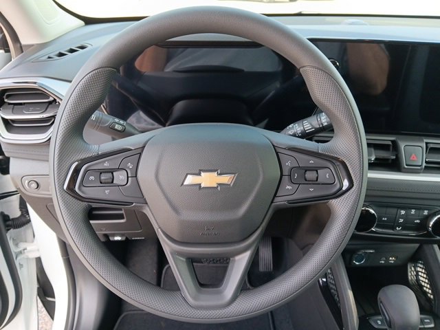 2026 Chevrolet Trailblazer LS photo 9