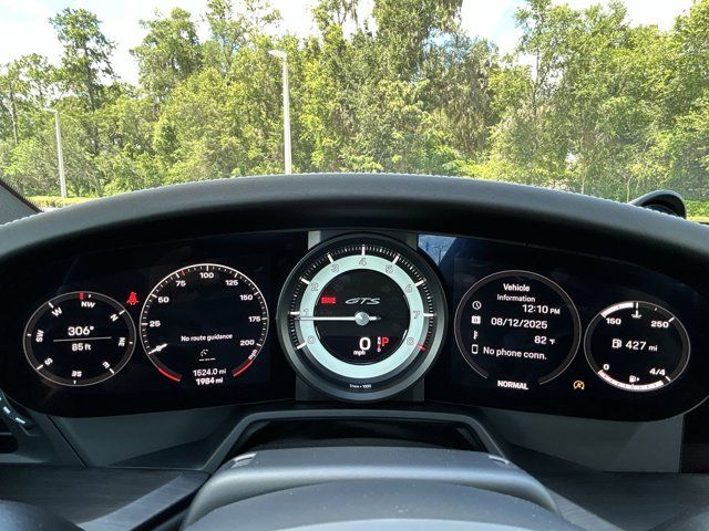 2024 Porsche 911 4 GTS photo 11