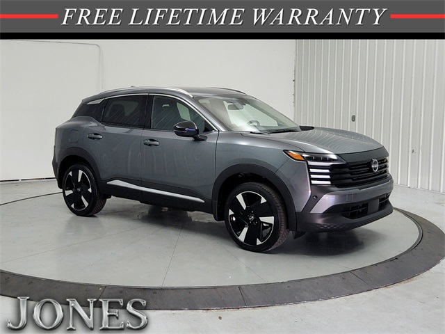 2026 Nissan KICKS SR's photo