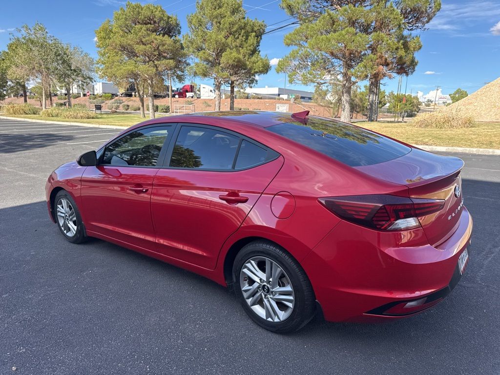 2020 Hyundai Elantra Value Edition photo 5