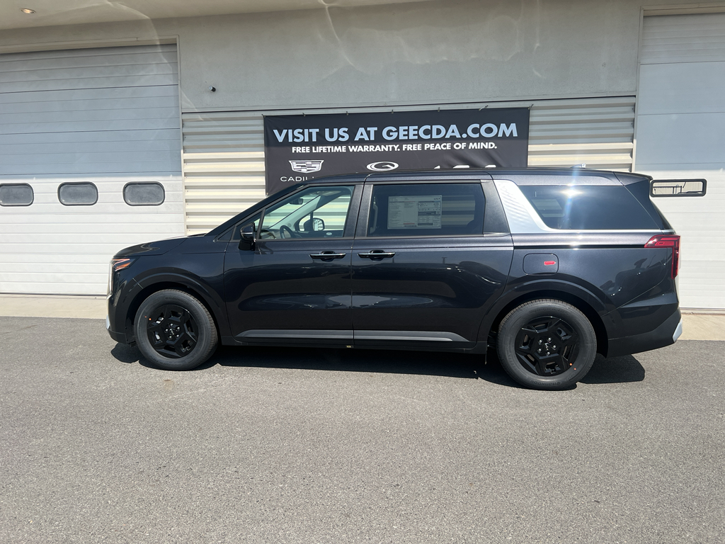 2026 Kia Carnival LXS photo 4