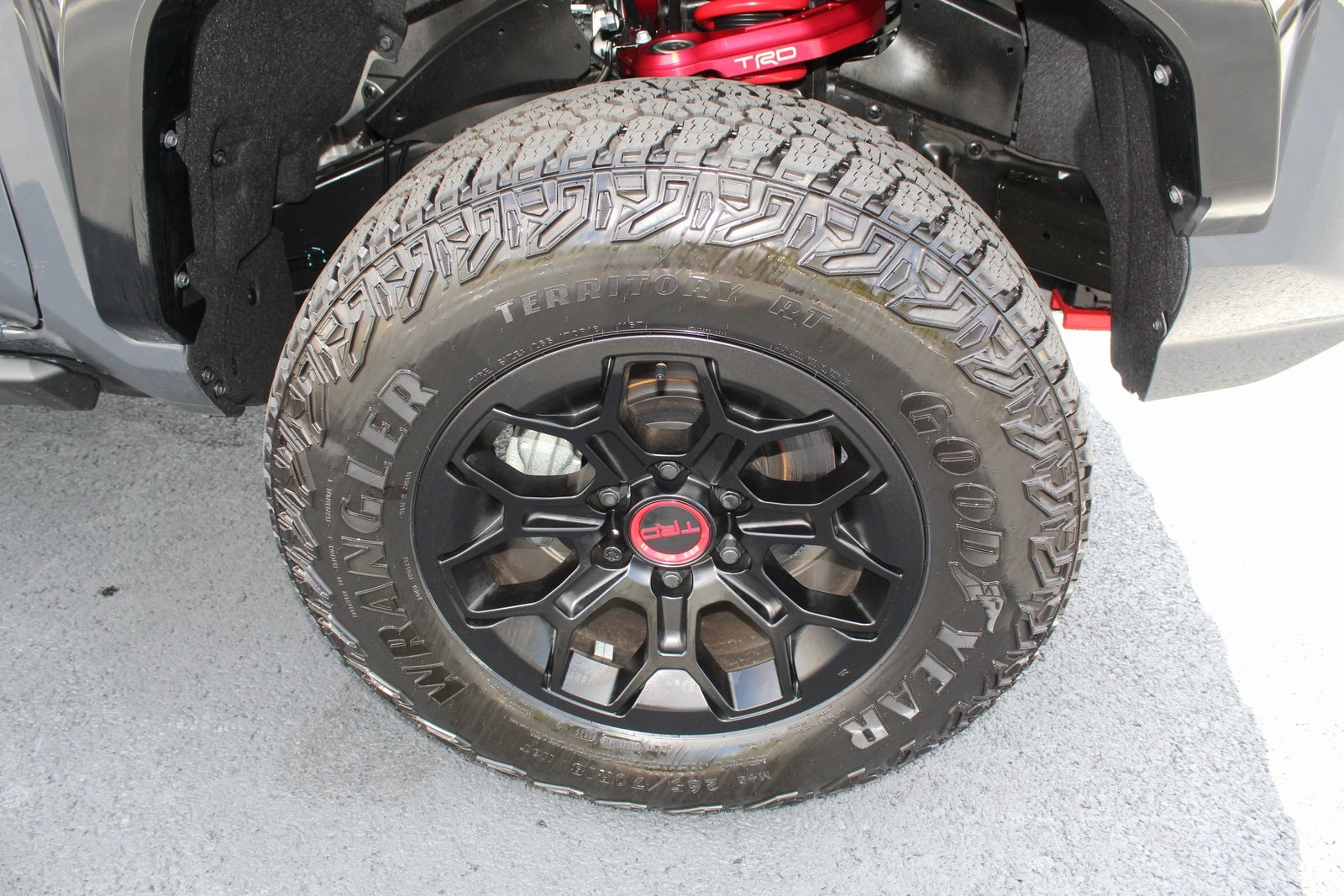 2025 Toyota Tacoma TRD Pro 4x4 photo 35