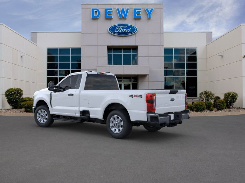 2025 Ford F-350 XLT photo 4