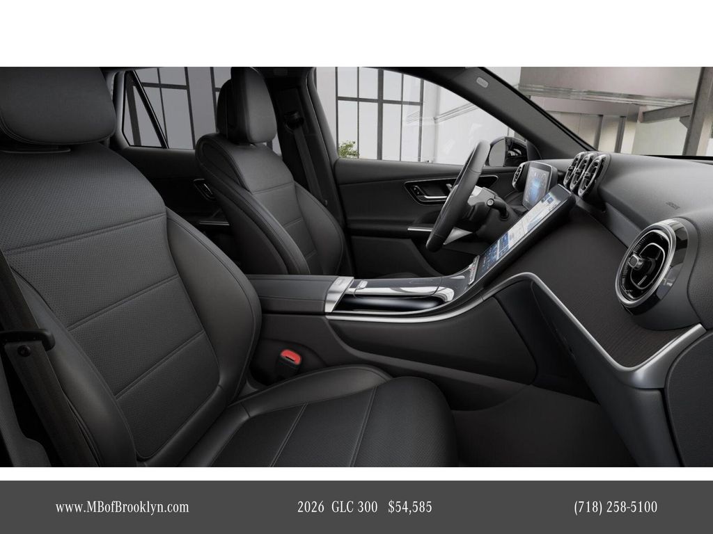 2026 Mercedes Benz GLC 300 4MATIC photo 4
