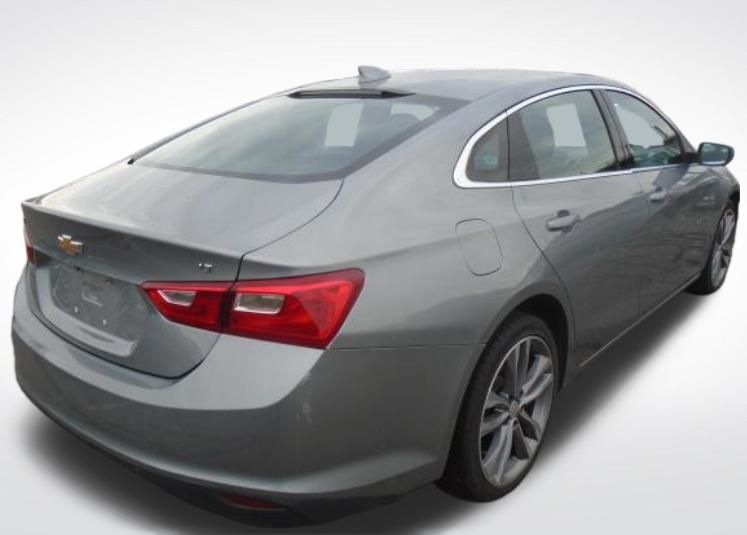 2023 Chevrolet Malibu 1LT photo 2