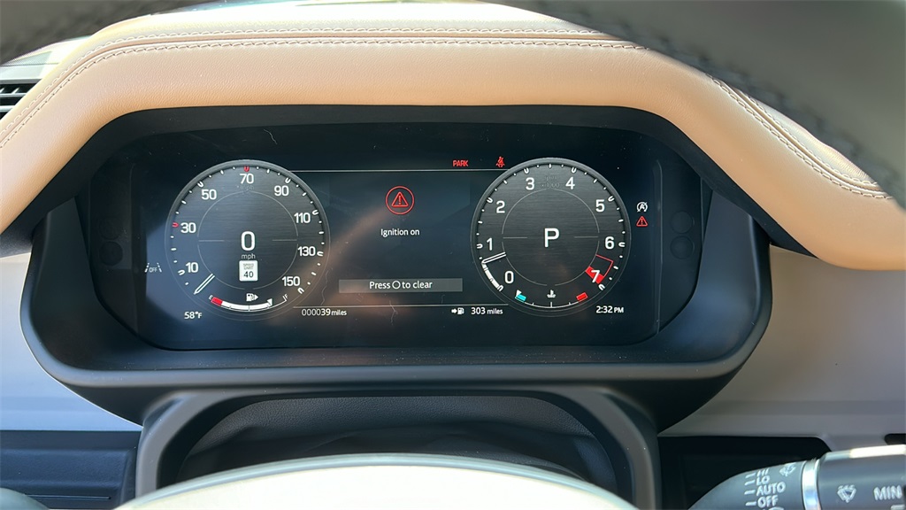 2025 Land Rover Defender 110 X-Dynamic SE photo 16