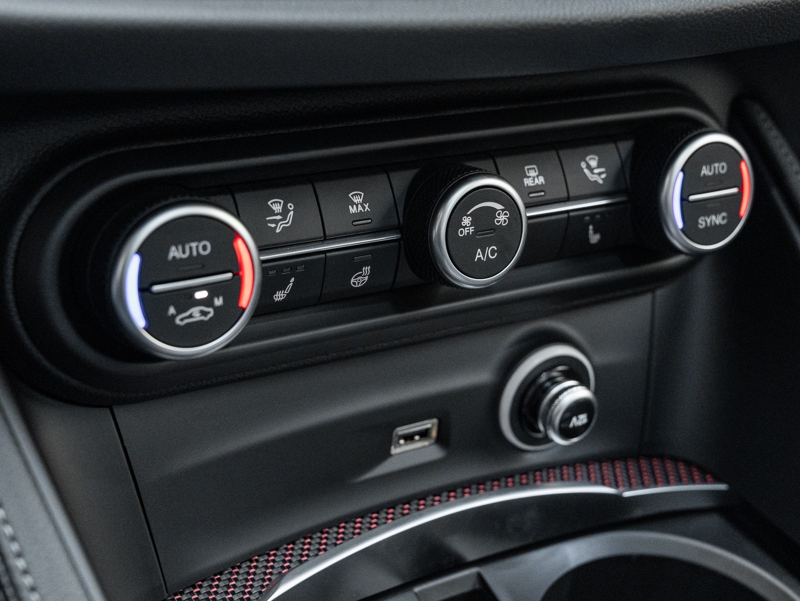 2024 Alfa Romeo Stelvio Quadrifoglio photo 37