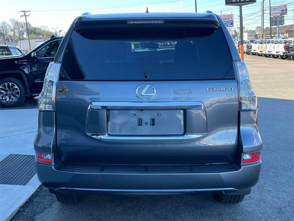 2015 Lexus GX 460 photo 4