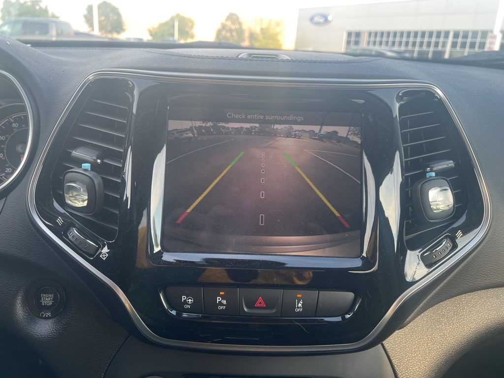 2019 Jeep Cherokee Limited photo 21