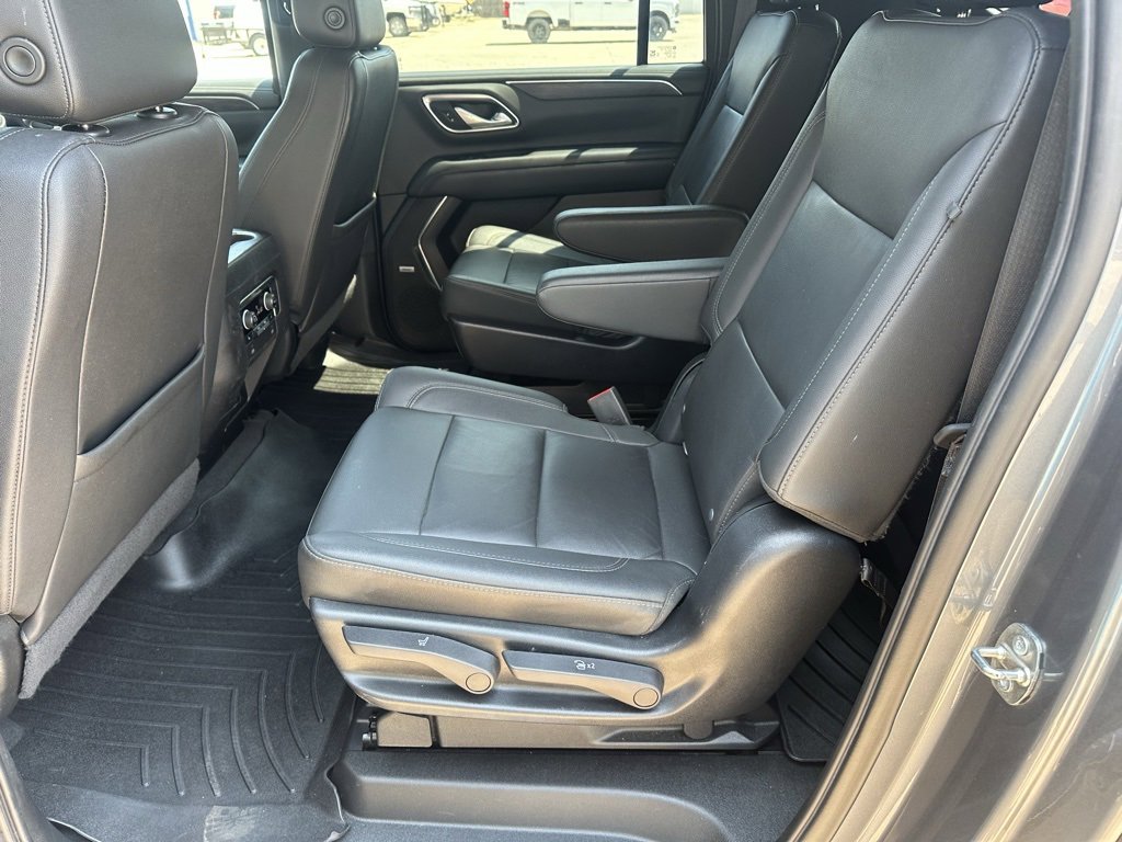 2022 Chevrolet Suburban Z71 photo 14