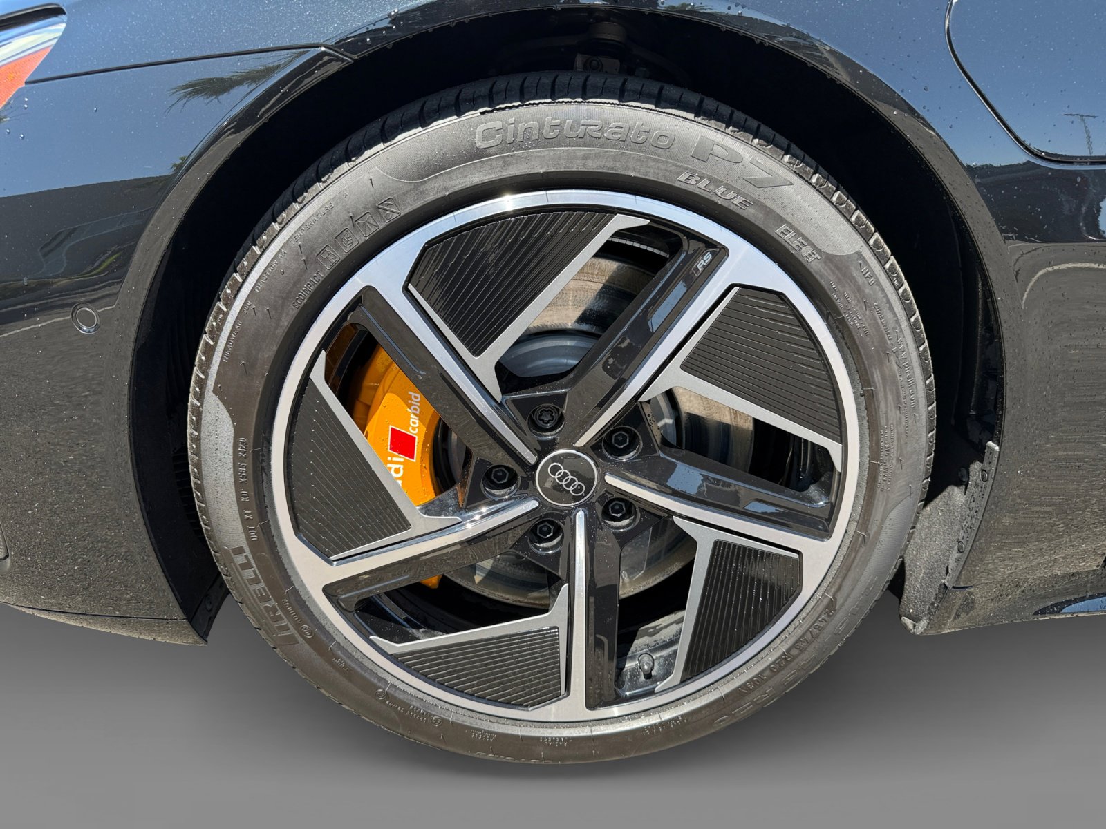 2024 Audi RS e-tron GT Base photo 9