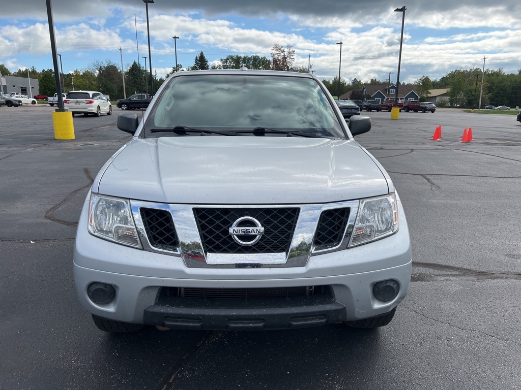 2015 Nissan Frontier SV photo 7