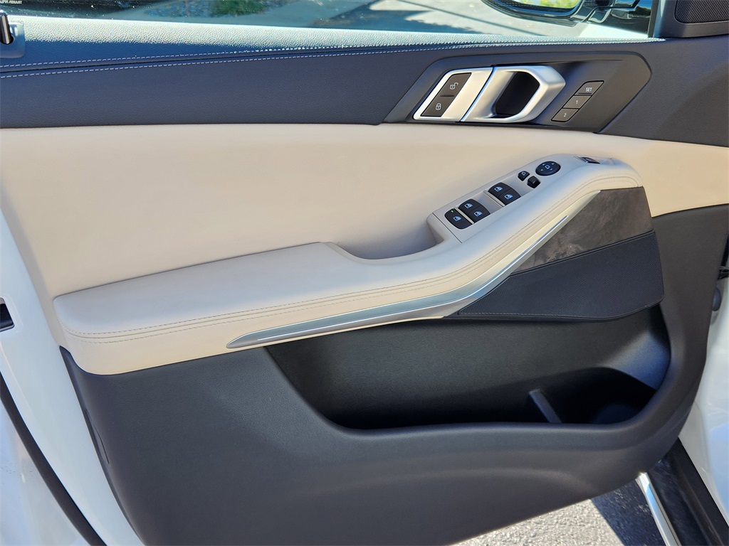 2022 Bmw X5 xDrive40i photo 6