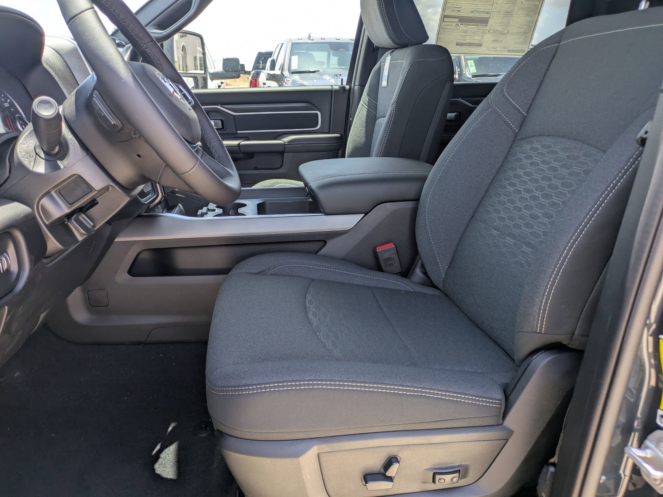 2025 Ram 2500 Lone Star photo 10