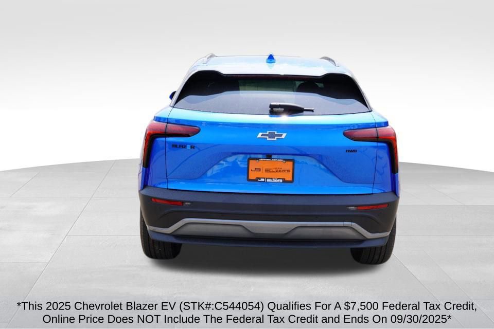 2025 Chevrolet Blazer EV Sport photo 4