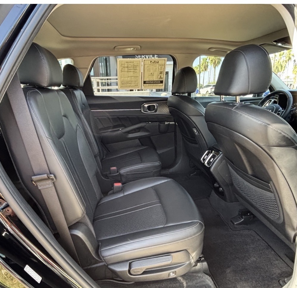 2023 Kia Sorento SX photo 17