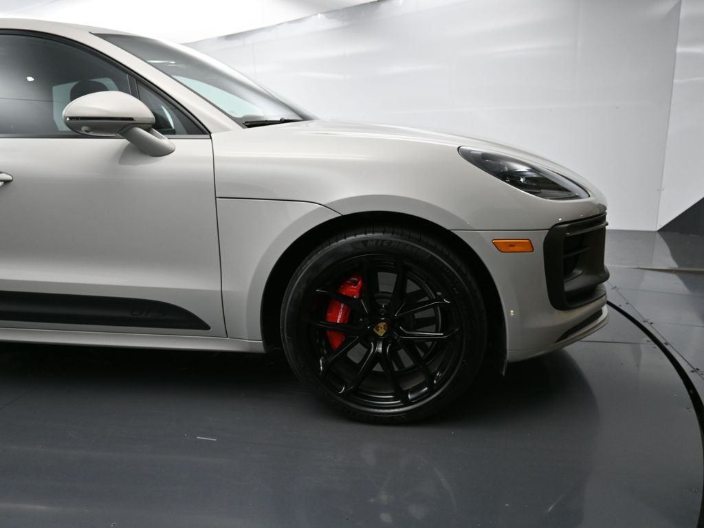 2024 Porsche Macan GTS photo 18