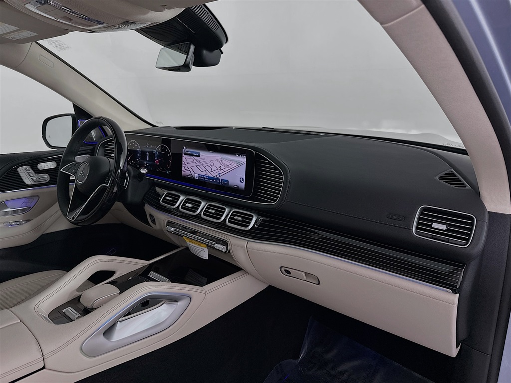 2026 Mercedes Benz GLA 580 4MATIC photo 28