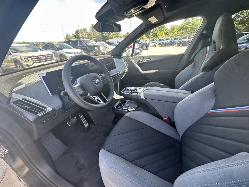 2026 Bmw iX photo 5